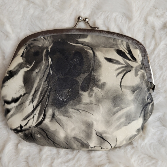 Coin Purse - Picture 2 of 4